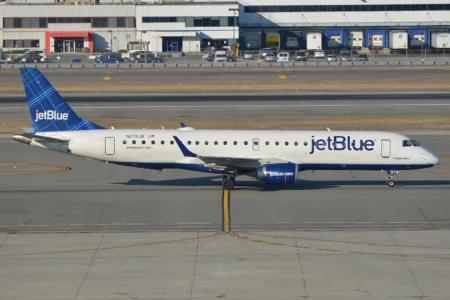 JetBlue to Retire Embraer 190 in 2025 as A220 Replaces them