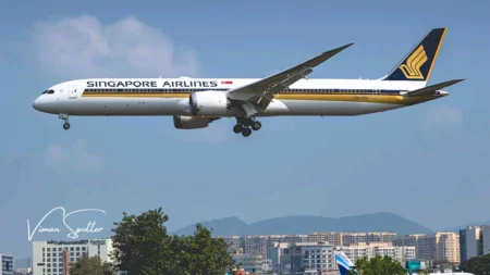Singapore Airlines Pilots Failed to Land at Changi, Flight Diverted