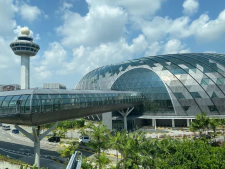 10 Best Airports for Layovers in 2025