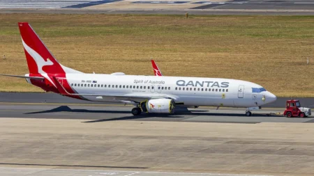 Qantas Canberra to Perth Flight with 737 Diverted to Adelaide