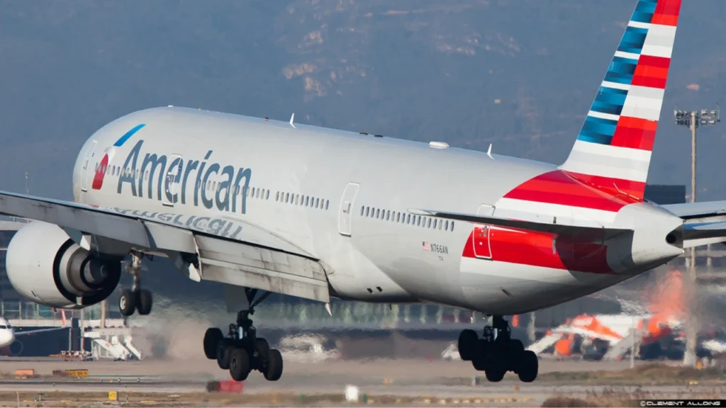 American Airlines Boeing 777