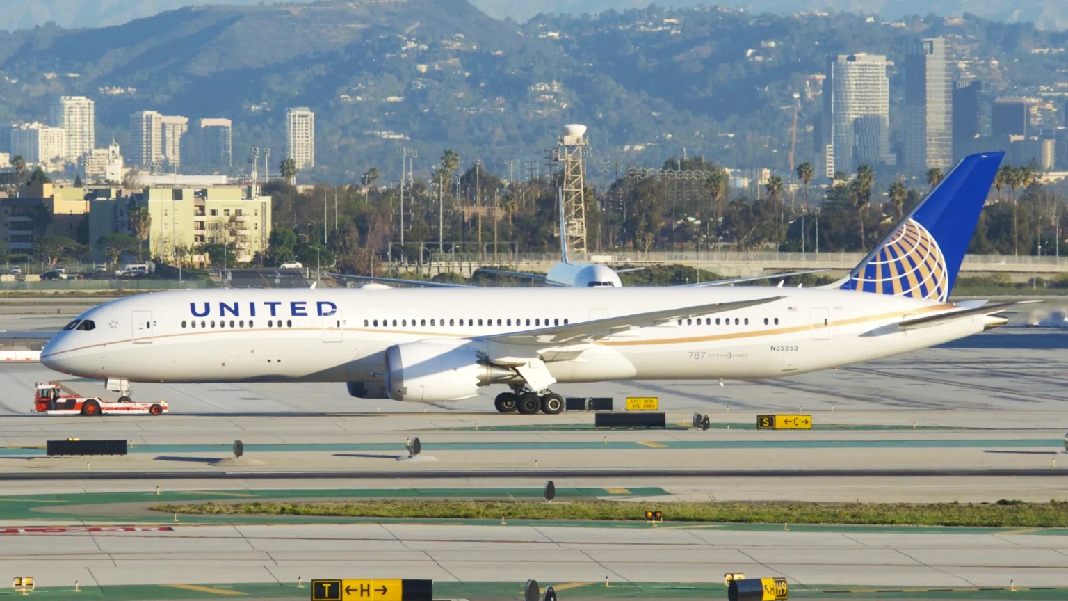 United Redefines US Aviation With Its Most Premium Boeing 787-9 Ever