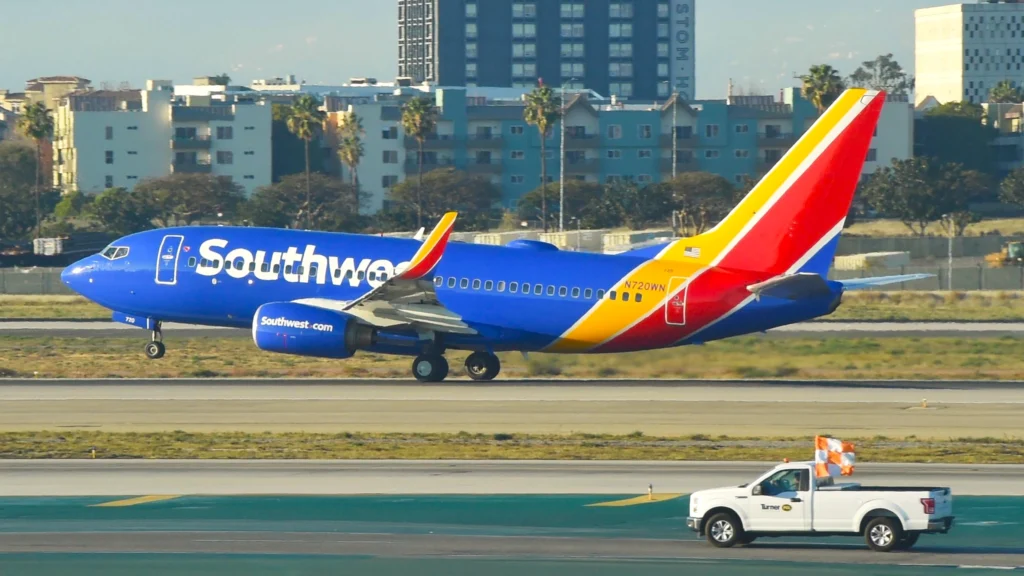 Southwest Airlines flight turns back to Phoenix due to mid-air brawl