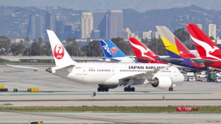Two Drunk Japan Airlines Pilots Delays Flight from Australia