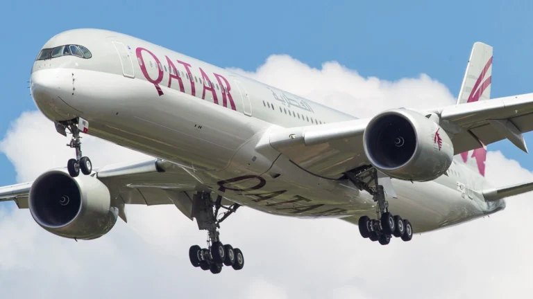 Qatar Airways Boeing 777