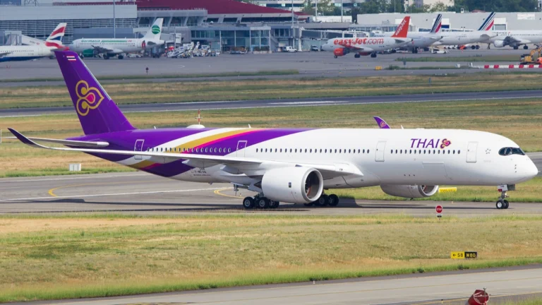Thai Airways Airbus A350