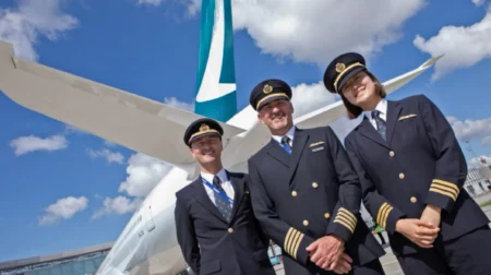 Cathay Pacific Pilots Opposes Pay Hike of Executives