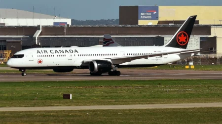 Air Canada Boeing 787 Pilots Makes Emergency Landing at Edinburgh
