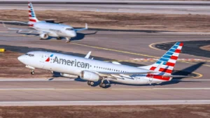 American Airlines 737 Pilots Go-Around After Republic Jet Enters Wrong Runway at DCA