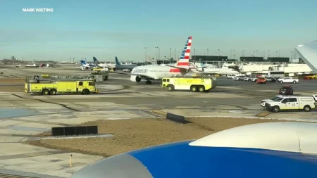 American Airlines 737 Collides with United 787 at Chicago O’Hare