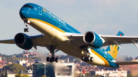 Vietnam Airlines Begins New Flights to This European Hub