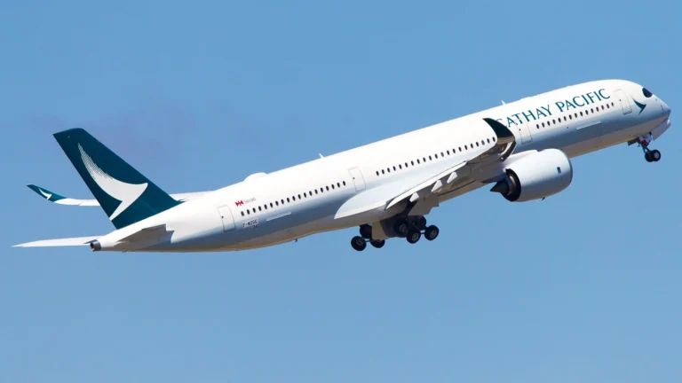 Cathay Pacific Airbus A350