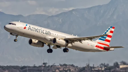 American Airlines A321 Pilots Abort Takeoff at LAX After 777 Crosses the Runway