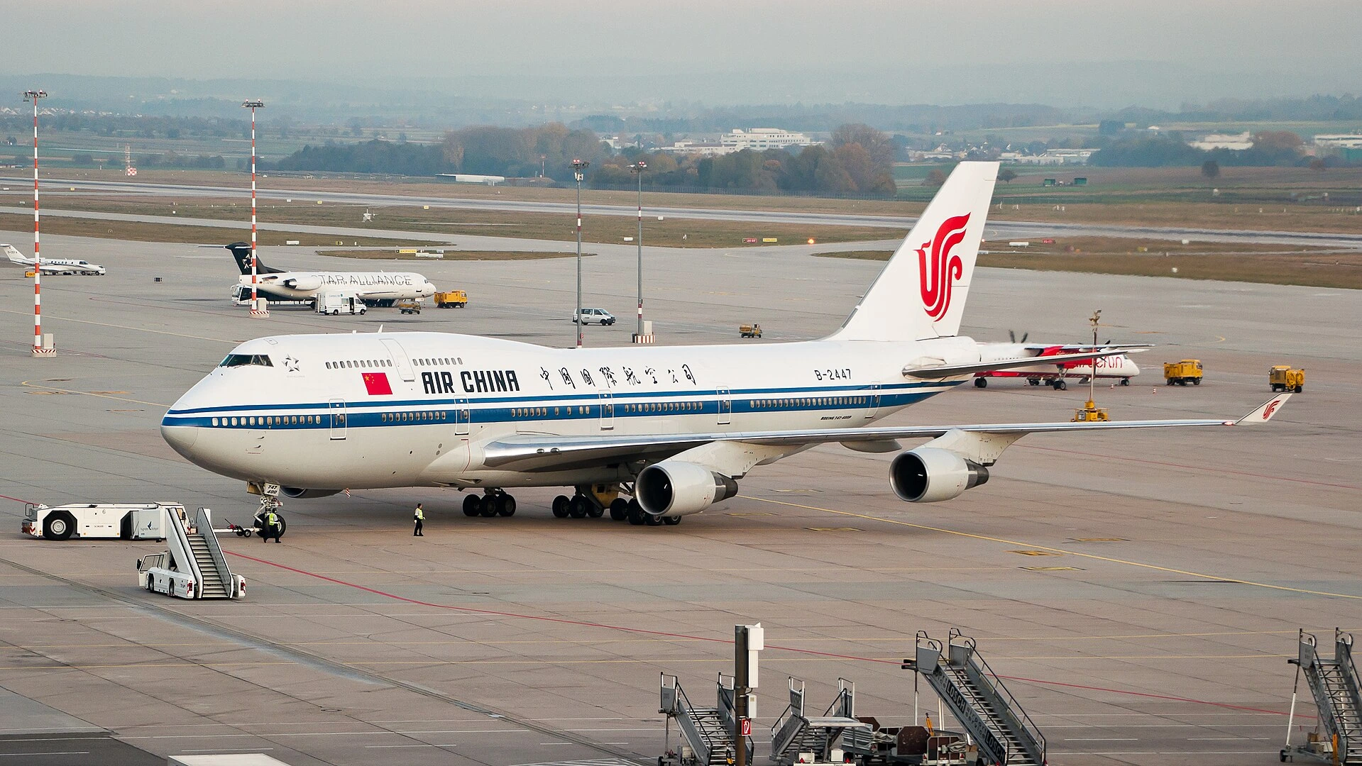 Air China Cashes Out HK$1.32 Billion Slice of Cathay Pacific