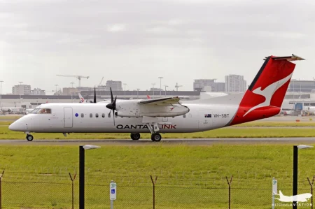 QantasLink Aircraft Strikes Runway Lights Amid Pilot Mistake