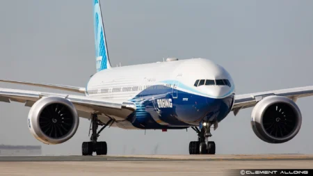 FAA Pilots Directly Tests Boeing 777X For First Time