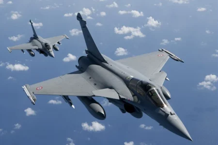 Top 10 Fighter Jets in the World in 2025