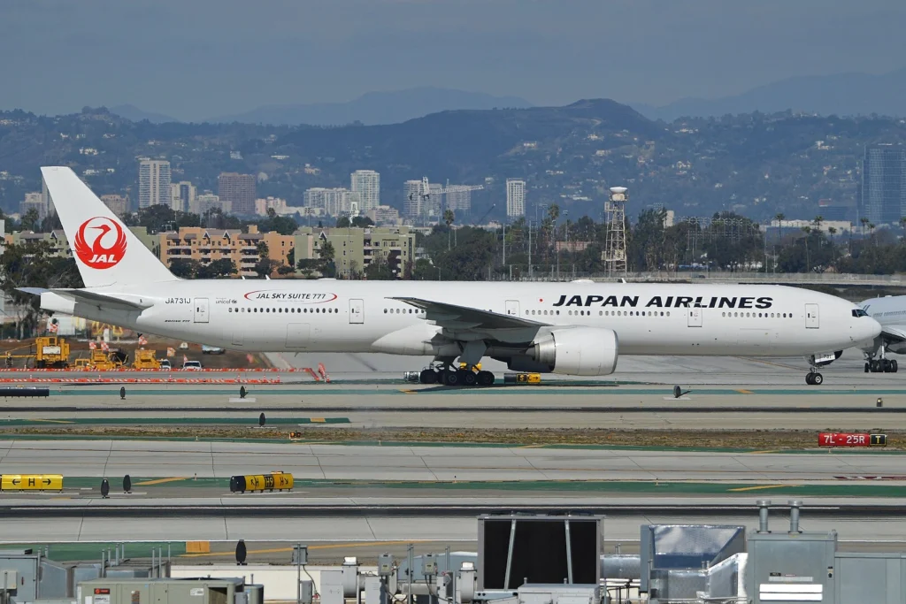 Japan Airlines to Retire First 777 with Last Flight from Los Angeles
