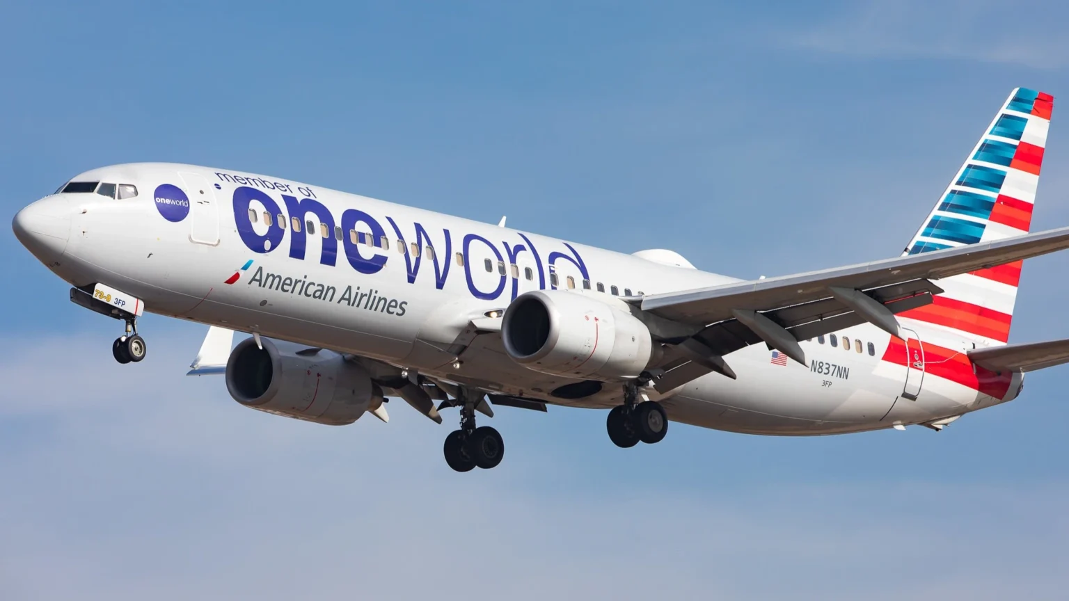 American Airlines Faces Lawsuit from Pilot: After Hearing Loss at 30,000 Feet