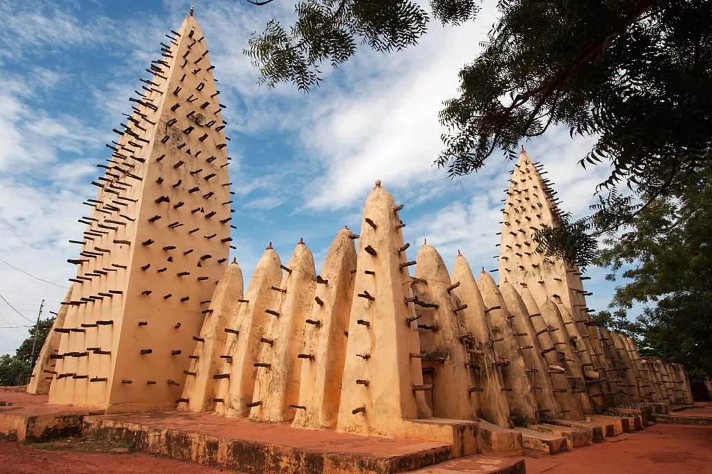 Cheapest Countries to Visit in 2025, No.8 Will Surprise You