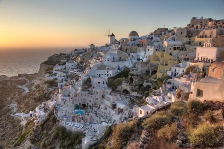 These 6 Instagram-Famous Destinations Not Worth the Hassle Now