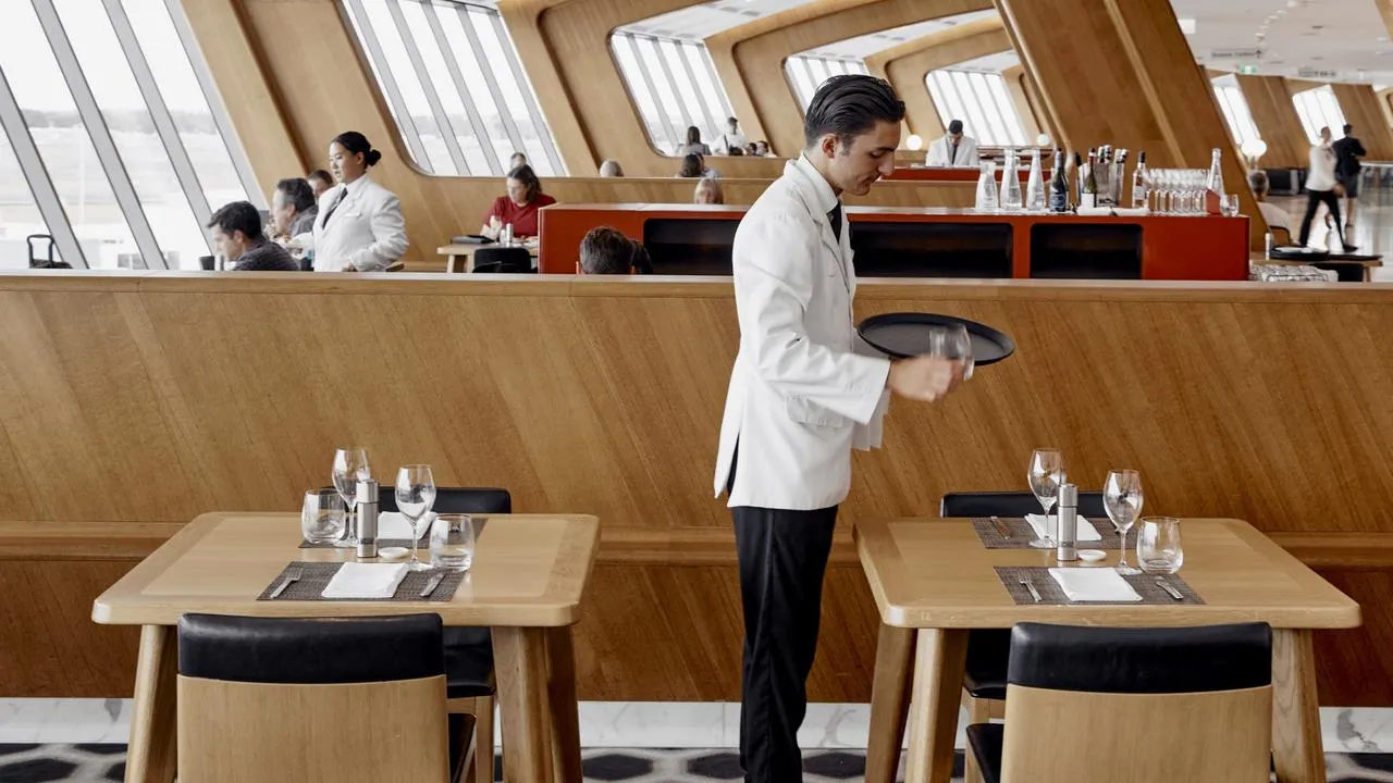 Qantas First Lounge, Sydney