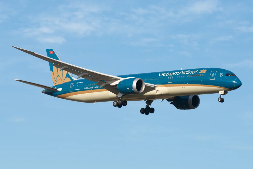 Vietnam Airlines 787 Operated Flight Makes Emergency Landing in Turkey