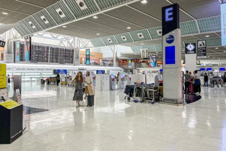 Top 10 Best Airports for Baggage Delivery in the World in 2025