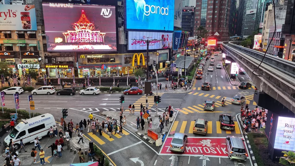 马来西亚在亚洲旅游景观中取得了一个重大的里程碑,在2025年第一季度欢迎超过1010万外国游客。