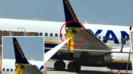 Ryanair London to Greece Flight with Boeing 737 Crash During Landing