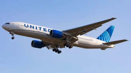 United Boeing 777 Returns to Amsterdam, Later Diverts to Newark