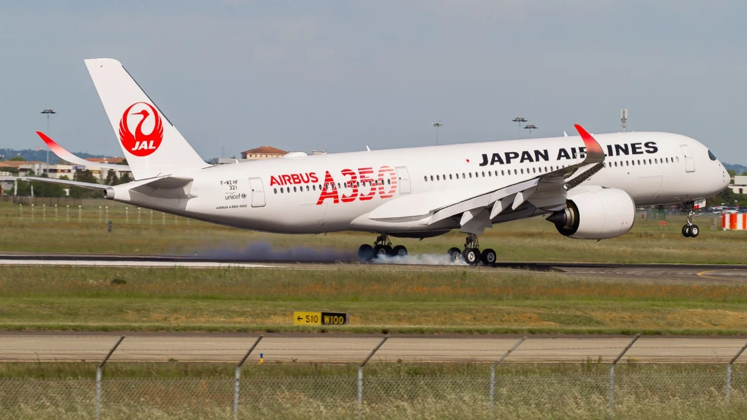 Japan Airlines Adds 10th New A350-1000, Where it Fly Them?
