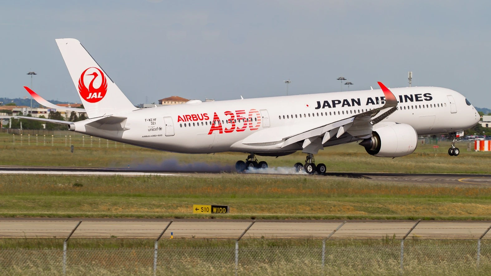 Japan Airlines Adds 10th New A350-1000, Where it Fly Them
