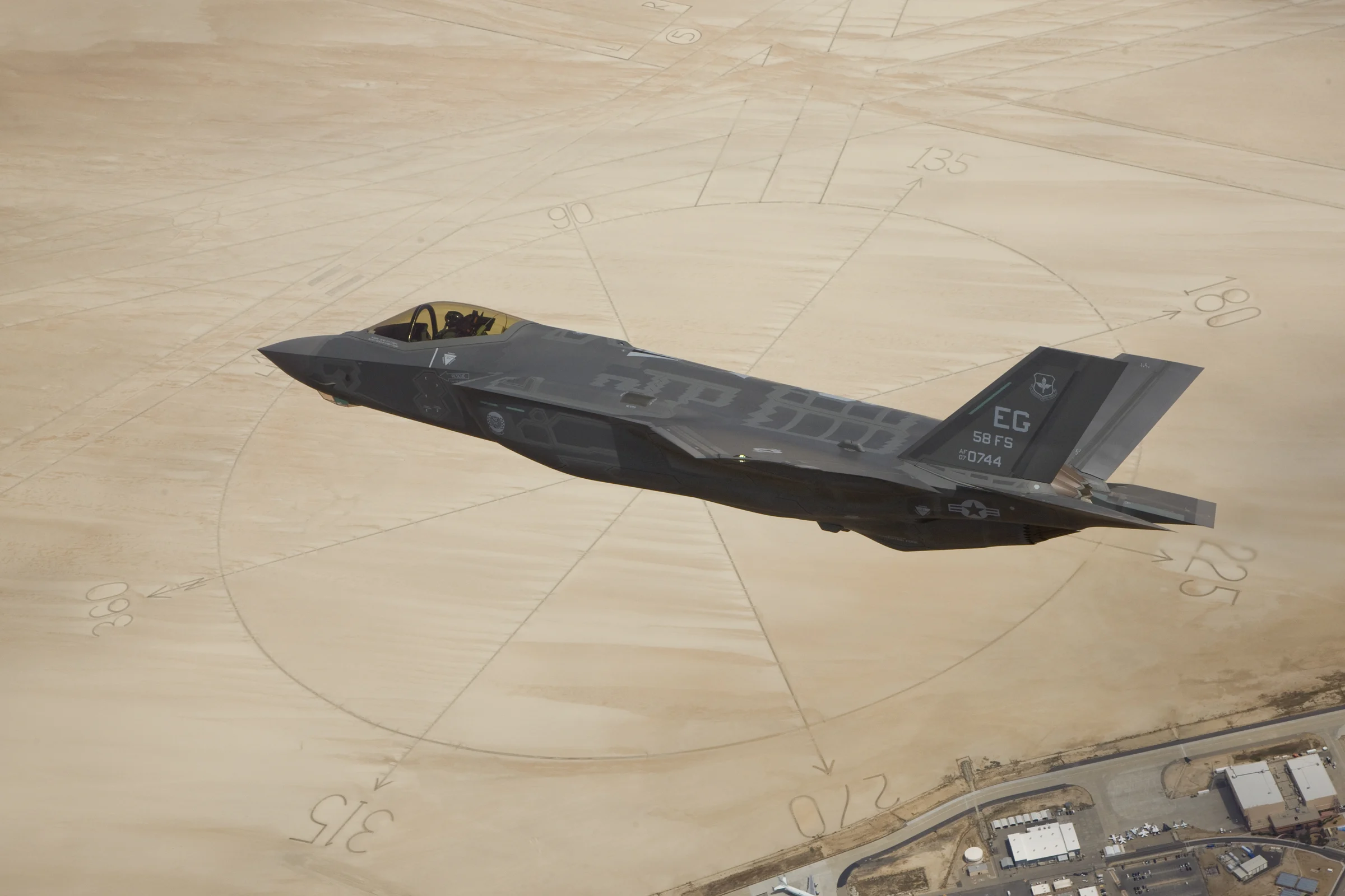 Lockheed Martin F-35 (Edwards AFB)