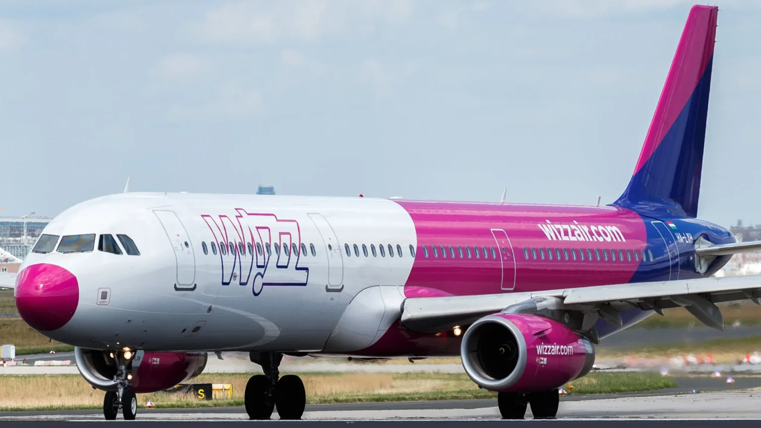 Wizz Air Suspends Budapest Flights from Two UK Cities