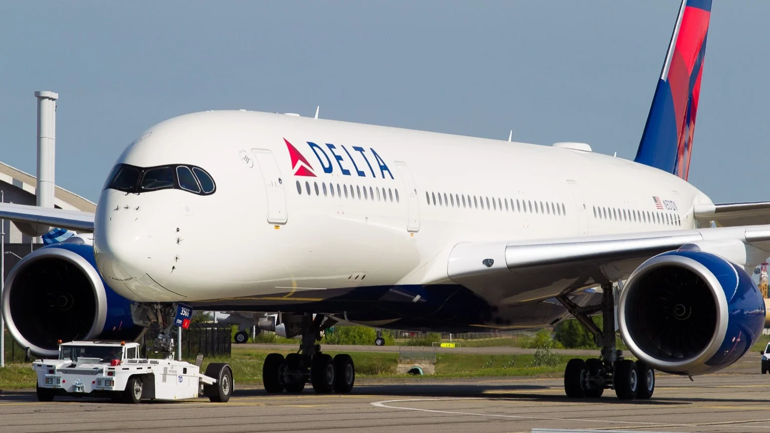 Delta Passenger Scores $17.34 Business Class Upgrade on 15-Hour Atlanta-Seoul Flight