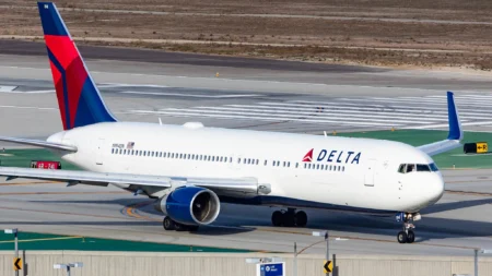 Delta Boeing 767 Pilots Rejects Takeoff at New York JFK