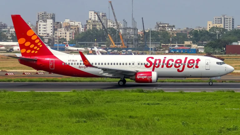 SpiceJet Adds Two New Boeing 737s Amid IndiGo Crisis