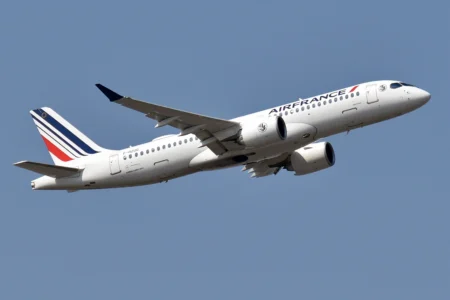Air France Takes Delivery of New A220 with First SAF Certification in the World