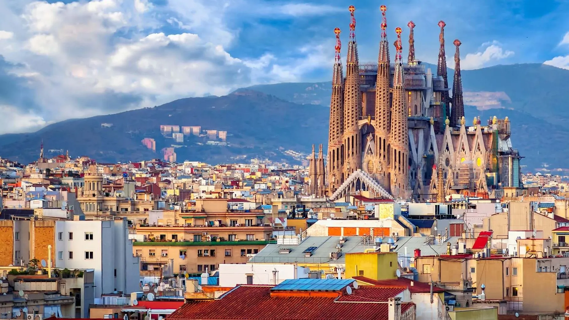 These are 10 Best Cities in the World for Nightlife, No.5 Will Surprise You!!