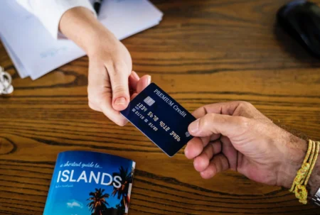 Best Travel Credit Cards in the World for 2025