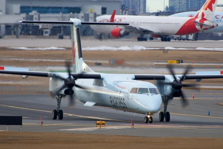 Air Canada Express Q400