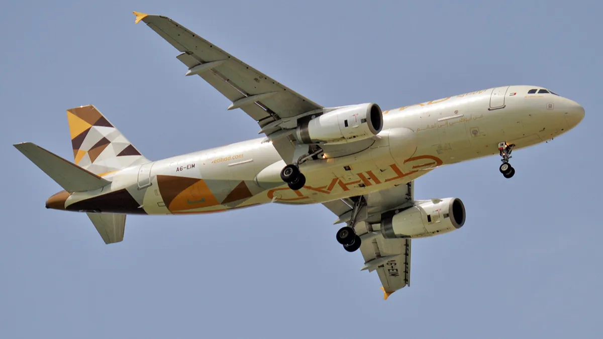 Etihad Airways Airbus A320