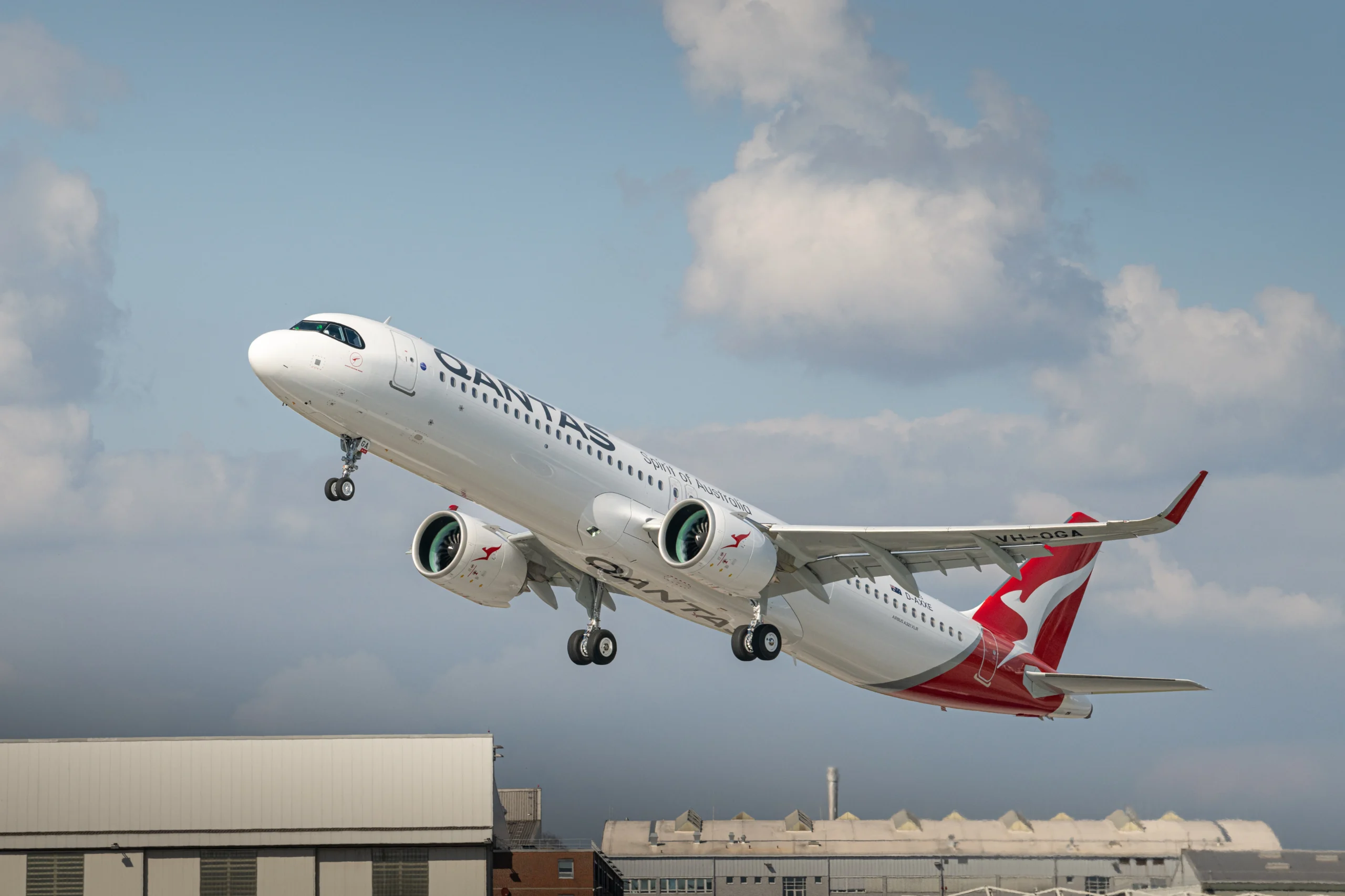 Qantas expands New Zealand operations with new routes, Auckland hub growth, Jetstar expansion, and major investment plans.