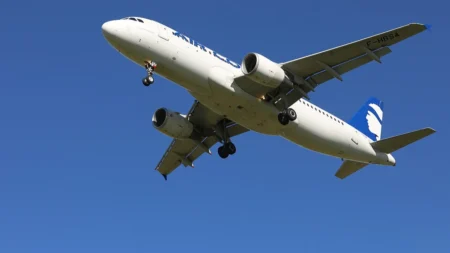 Air Traffic Controller Falls Asleep, Pilots Circles Near This Airport