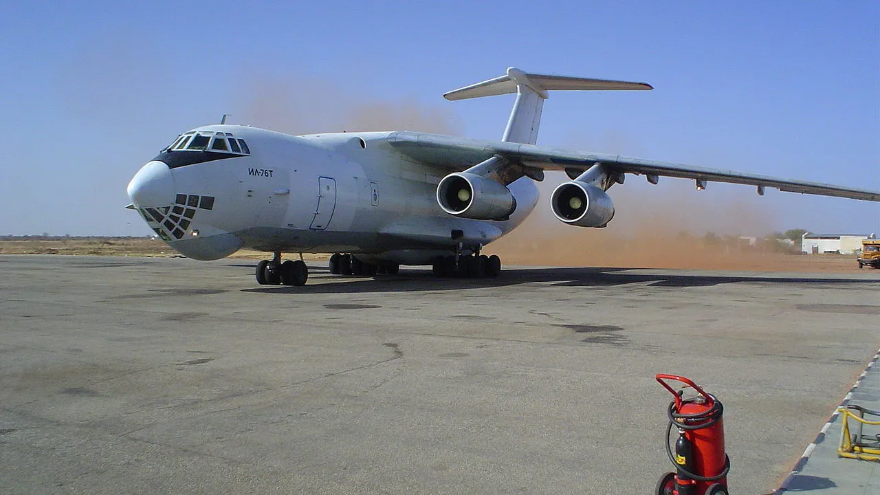 在美國和委內瑞拉緊張局勢中，俄羅斯秘密貨機降落在加拉加斯