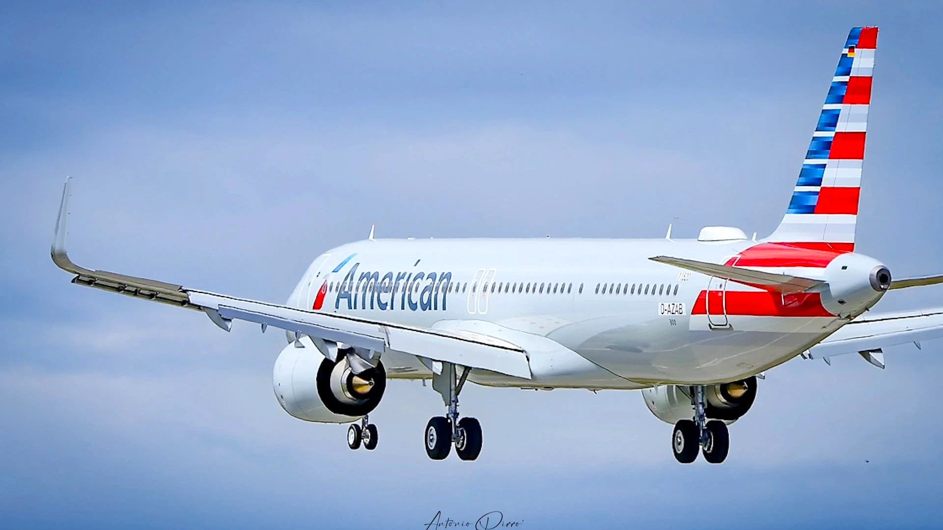 American Airlines to Provide New Mattress Pads on Business Class