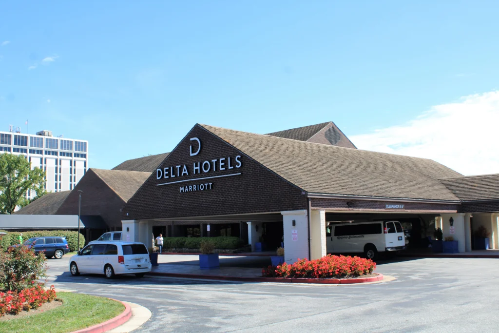 達美航空 (DL) 將萬豪國際集團告上法庭,聲稱該連鎖酒店的達美酒店品牌侵犯了其商標