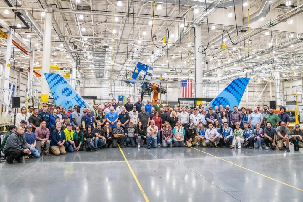 Boeing Begins Wing Assembly of 777-8 Freighter