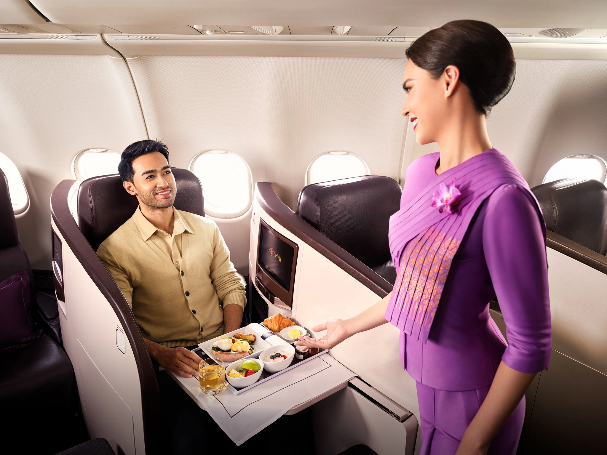Thai Airways Takes Delivery of First Airbus A321neo